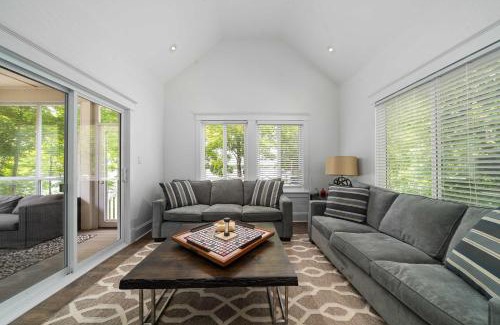 Cherry Valley House | The Balsam - 36 Farm View
