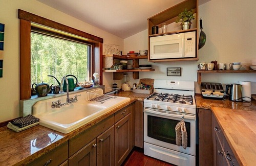 East Kootenay House | The Barn at Forest’s Edge