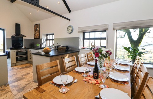 Longnor Cottage | THE BARN AT HILL HOUSE, pet friendly, with a garden in Leek