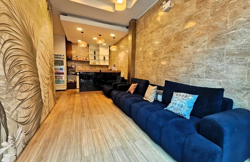 Central Pattaya Hotel | The Base Inn