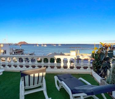 Corralejo House | THE BAXMAN SUITE - A suite on the shore