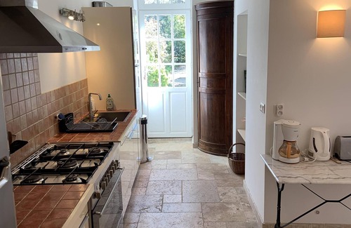 Saint-Georges-de-Didonne House | The beach 100 m- Beautiful renovated authentic Logis -14 peopl