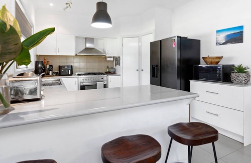 Balnarring Beach House | The Beach Barn - Balnarring Beach