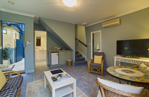 Collingwood Park House | The Beach House at Bayside
