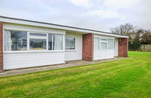 Scratby Cottage | The Beach Road Chalet Park, no. 123