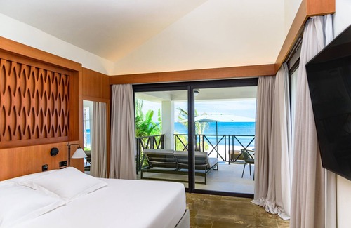 Falmouth Resort | The Beach Villas at Excellence Oyster Bay - Adults Only All Inclusive