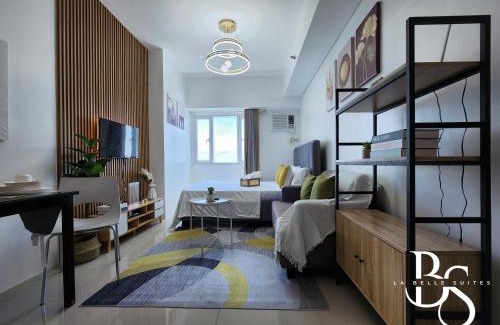 Pio del Pilar Apartment | The Beacon Makati New Renovated Studio Ayala Greenbelt CBD Makati PH