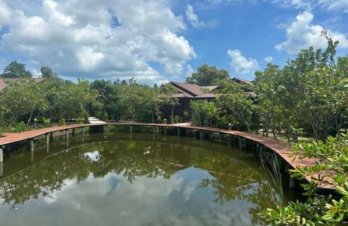 Chalong Ski Chalet | The Beatles Lagoon