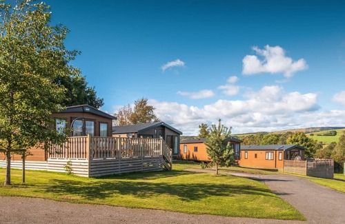 Carnforth Cabin | The Bee’s Knees is a beautiful new lodge at Docker Holiday Park.