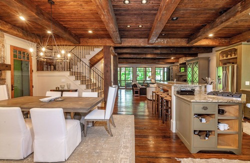 Lake Toxaway House | The best of both worlds