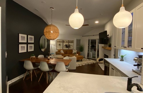 Cornelius Condo | The best of Davidson and Lake Norman 3 bedroom 2 bath waterfront penthouse