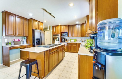 Prairie Creek Cottage | The Best Views on Beaver Lake! Home w/Deck & BBQ