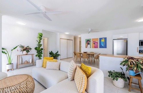 Palm Cove Villa | The Bird House Poolside Haven a Stroll from Beach