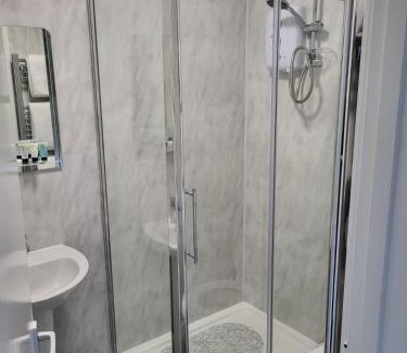 Stourport-on-Severn Hotel | The Bird in Hand