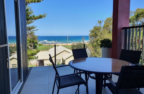 Thirroul House | The Black Pearl Holiday Home Thirroul