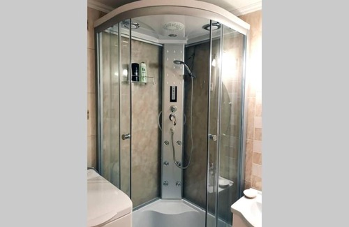 Nepszinhaz negyed Apartment | The Blaha Studio Apartment with AC