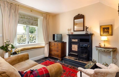 Troutbeck Bridge Cottage | THE BLITHE HARE, pet friendly, with open fire in Troutbeck Bridge
