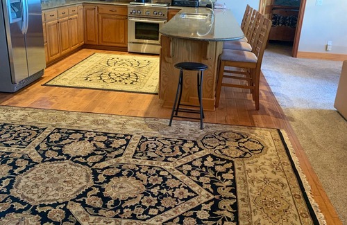 Cle Elum House | The Blue Spruce Ranch Cascade and Teanaway Valley Views and Sunsets