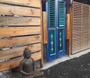 Le Moule House | The BlueBamboo