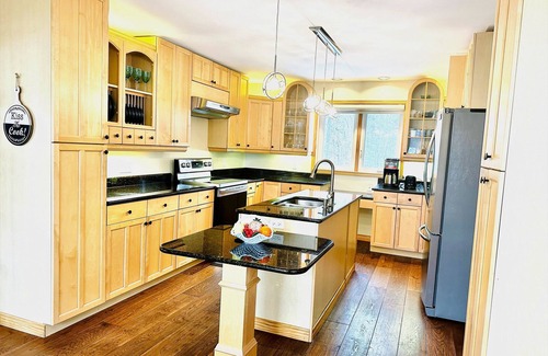 Tay Valley Cottage | The Bobs Lake Paradise