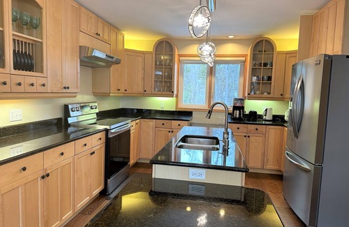 Tay Valley Cottage | The Bobs Lake Paradise
