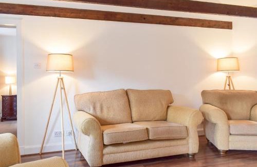 Walkerburn House | The Bothy