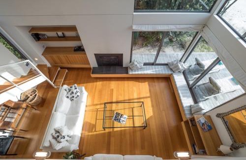 Whangapoua House | The Breakers - Whangapoua Executive Holiday Home