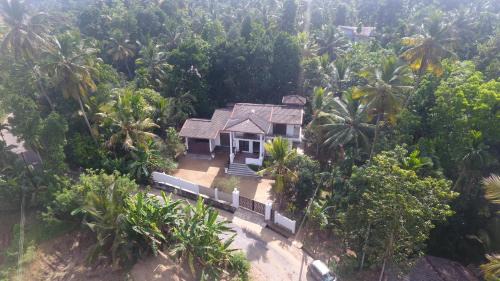 Pinnawala House | The Breeze Pinnawala