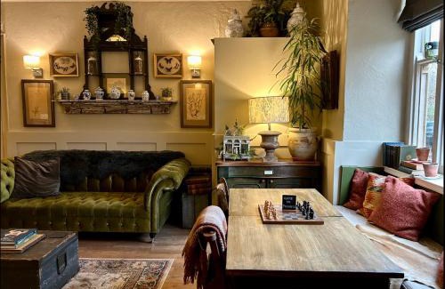 Bridport Bed & Breakfast | The Bridge House