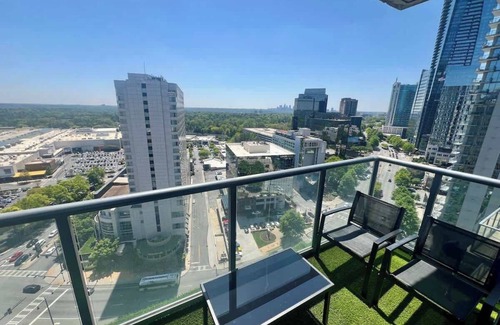 Buckhead Apartment | The Buckhead Luxe Sum