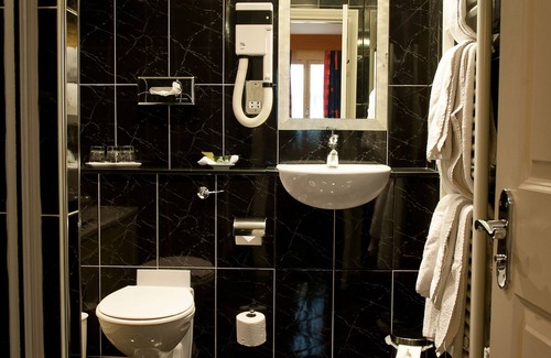 Peterborough Hotel | The Bull Hotel, Sure Hotel Collection by Best Western