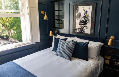 Dartmouth Park Hotel | The Bull & Last