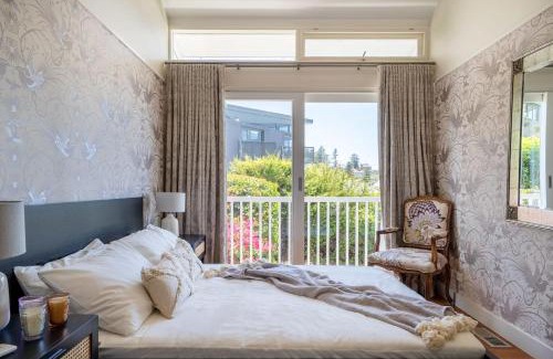 Newport House | The Bungan - Beachfront W Access To Bungan Beach