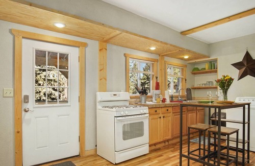 Evergreen Apartment | The Bunk House at Willow Creek Ranch. Stay in the front range of the Rockies.