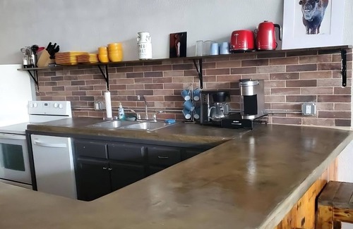 Hebron Cabin | The Bunkhouse – A Unique Stay in Historic Hebron, Nebraska