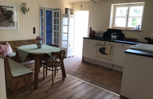Sankt Anna am Aigen House | The Burgunderhof - Styria, charming cottage with a sun terrace in the green
