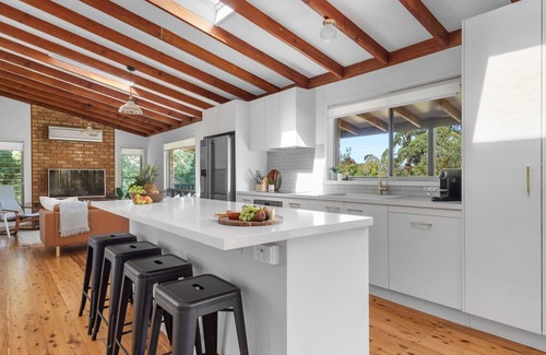 Berry House | The Bush & Berry - Pet-friendly Retreat in the Heart of Berry