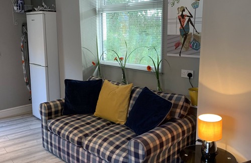 Winterbourne Cabin | The Cabana ideal home to play & stay. Private Hot Tun and garden