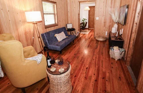 Bearss Plaza Cabin | The Cabin in The City with Outdoors Living Space