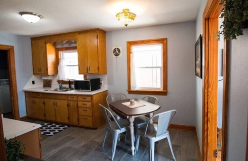 Owensboro House | The Cabin In Town - With A Rustic Flare