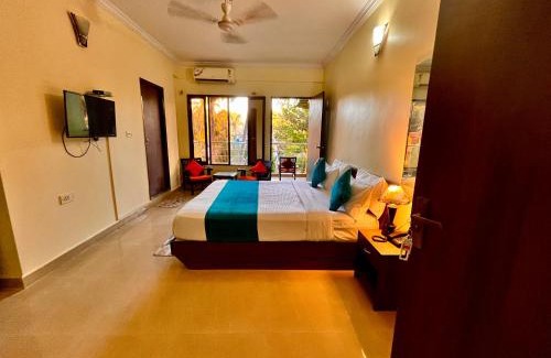 Sainagar Hotel | The calagute Beach Resort By Shivam Resort 1 km from beach