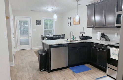Terry Sanford House | The Calm Nest - Close to CFV Hospital & Ft. Bragg