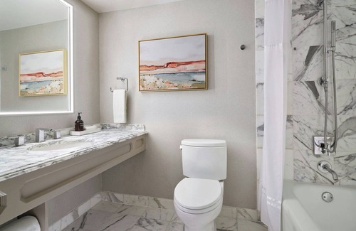 Camelback East Hotel | The Camby, Autograph Collection