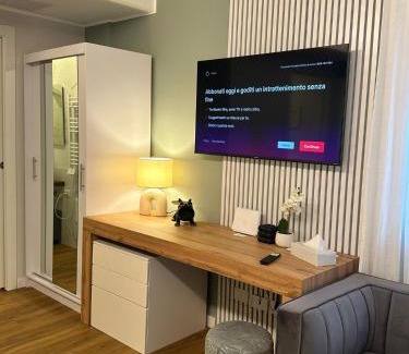 Sesto Calende Apartment | The Captain's Apartments SIROCCO - CITY CENTER Leonardo Academy