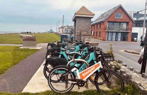 Skerries Apartment | The Captains Wheel and Anchor