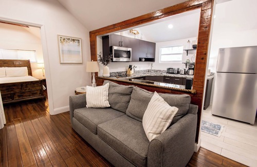 Meadows Condo | The Caroline Suite | 1 bed, 1 bath condo w/shared pool