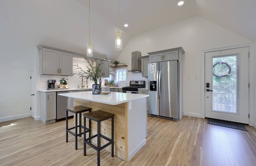 Columbia Apartment | The Carriage House-Serene, Rural Setting w/Firepit