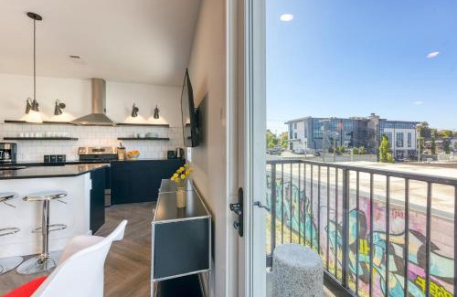 Historic Edgefield Apartment | The Carter by AvantStay Spacious Stay Near Downtown