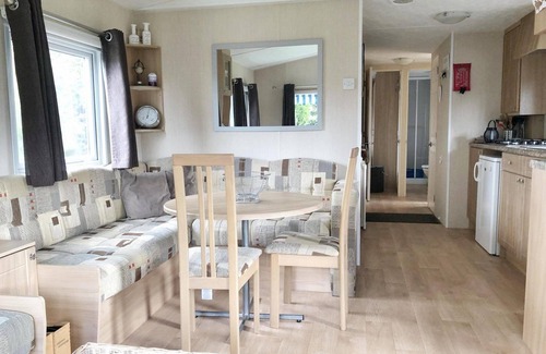 Sint Maarten Ski Chalet | The chalet is centrally located in the park and has a large garden with a lovely terrace.