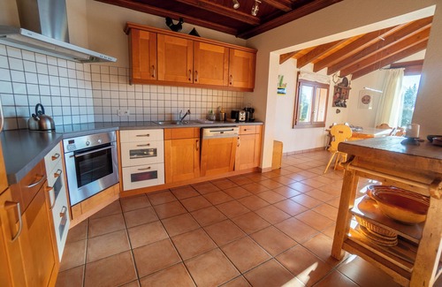 Alpe des Chaux Ski Chalet | The chalet is located 600m from the departure of the Barboleuse gondolas linking the Gryon Villars L